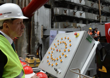 Erdoğan, şimdi de Putin’in şantiye şefi oluyor