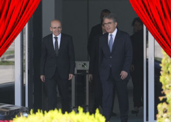 Yalçın Karatepe – Mehmet Şimşek görüşmesi: CHP’nin yeni muhalefet tiyatrosu