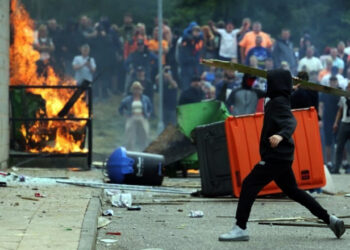 İngiliz ırkçılığına sus pus sahte hümanistler