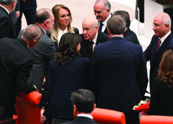 El sıkışma kınamalarında muaf tutulan tek parti: DEM