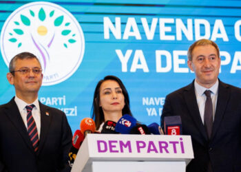 CHP Cumhuriyet’in mi yoksaAKP-MHP-DEM ittifakının mı yanında olacak?
