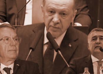 Siyaset kimlere kalmış …