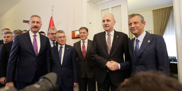 Rezalet: CHP, ihanet komisyonuna katılıyor!