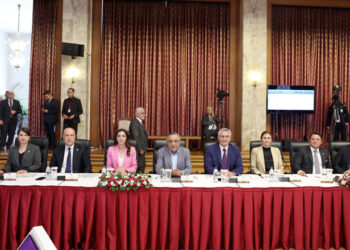 CHP’nin misyonu:Açılım Komisyonu’nu meşrulaştırmak