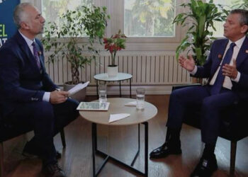 Kurucu lider Atatürk, yıkıcı lider Tayyip, normalleştirici lider Özel