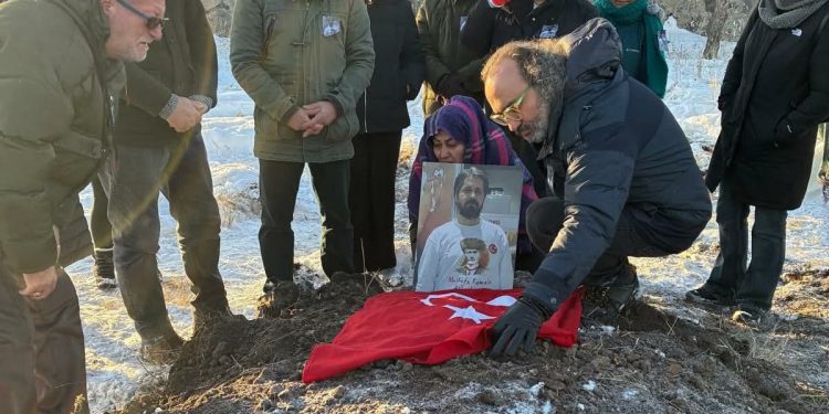 Okan, Bayrak ve Vatan