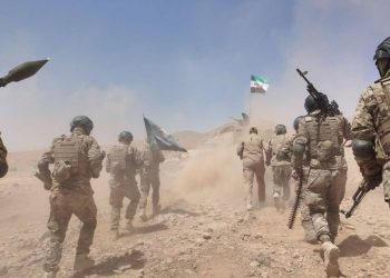 İhanet süreci Suriye’den çatırdıyor