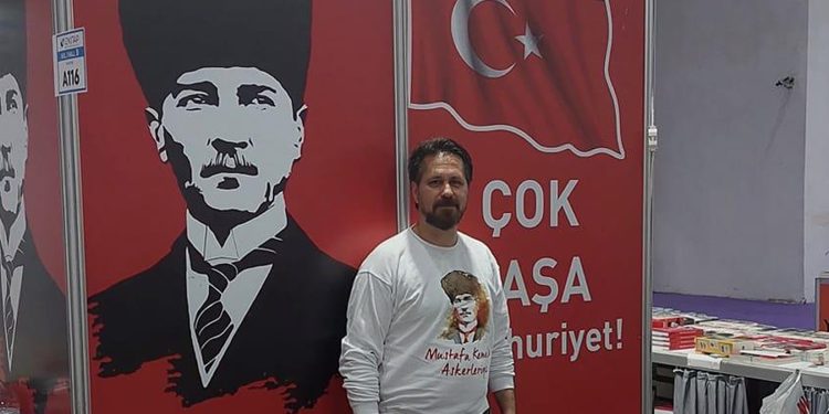 Okan yoldaş ve ben