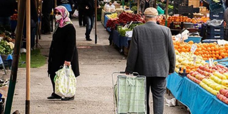 Yoksulluk kaza değil: Rejimdir!