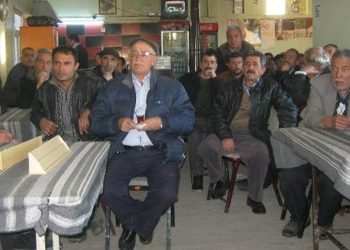 Türkiye’de herkes siyasetçi