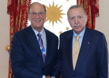 Siyonist finans baronu Larry Fink, Tayyip ile neden el sıkıştı?
