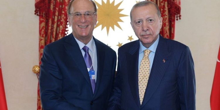 Siyonist finans baronu Larry Fink, Tayyip ile neden el sıkıştı?