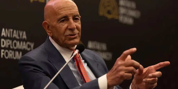 Tom Barrack, ağzından baklayı çıkardı: Ver Çanakkale’yi, al monarşiyi