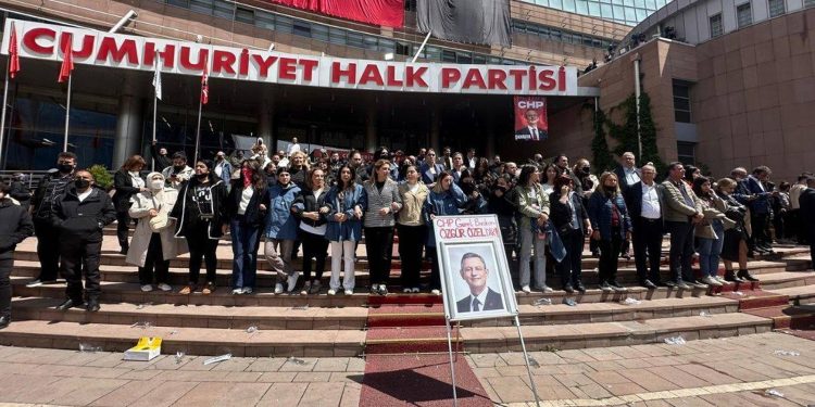 Hukukun üstünlüğü mü, siyasetin üstünlüğü mü?