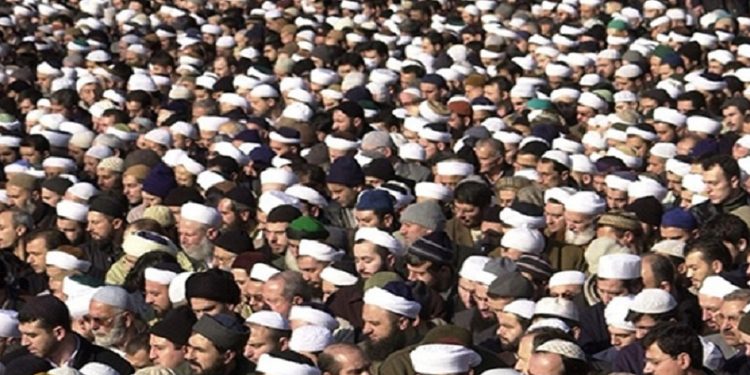 Emperyalizmin yeşil kırbacı: Tarikatlar, sermaye ve karşı-devrim