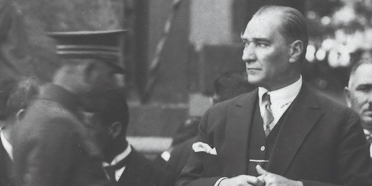 Mustafa Kemal, elinden geleni yaptı