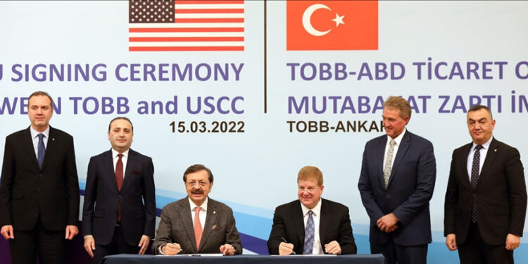 AKP Türkiye’yi “pazarlamaya” devam ediyor