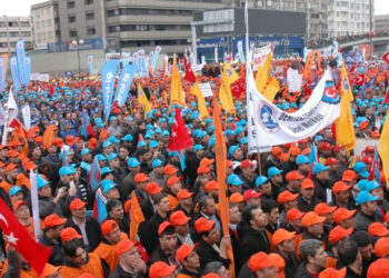 Sol işçilerle birlikte yürüyecek mi? İşçiler AKP’ye karşı yürüyecek mi?