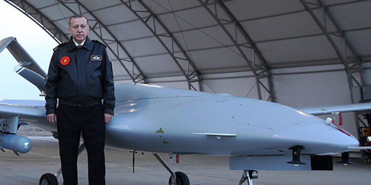 “Bayraktar” ile gizlenmek istenen: Savunma sanayinde de küme düştük