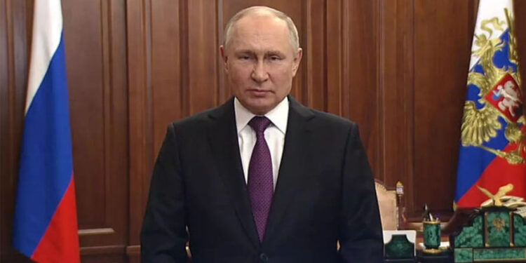 “Putinci değiliz” diye diye Putincilik yapanlar