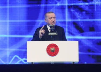AKP’nin “Ucuz Türkiye” modeli patladı: İlk 9 ayda 83 milyar dolar açık