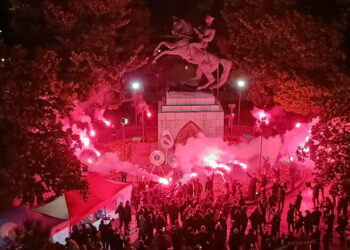 Atatürk’e saldırıya Türk milletinin cevabı: Ata’mıza dokundurtmayız!