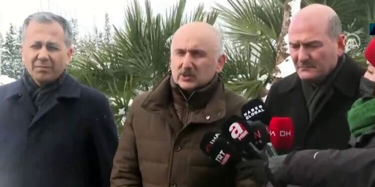 AKP afetle mücadele değil, paralel belediye peşinde!