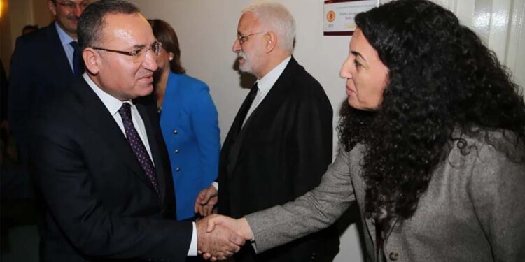 HDP, muhalif bir parti mi?