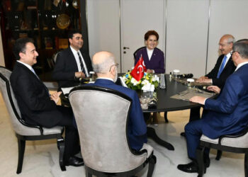 Erdoğan, 6’lı Masa’yı dağıtabilir mi?