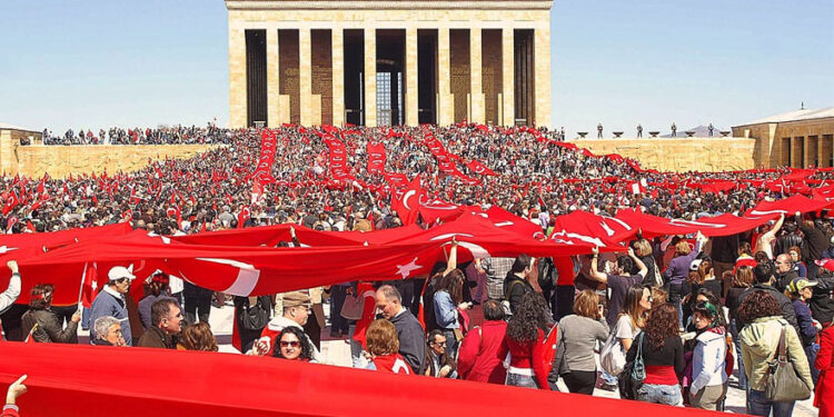 Cumhuriyet’in 100. yılında diriliş ideolojisi: Ulusalcılık