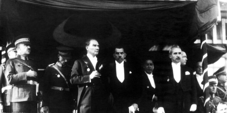 Cumhuriyet’imizin 100. yılına 10. Yıl coşkusuyla gireceğiz!