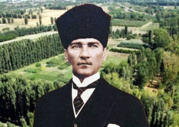 Atatürk, “bir isim”den ibaret değildir!