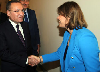 “Kürt Bekir” yeni açılım için sahnede