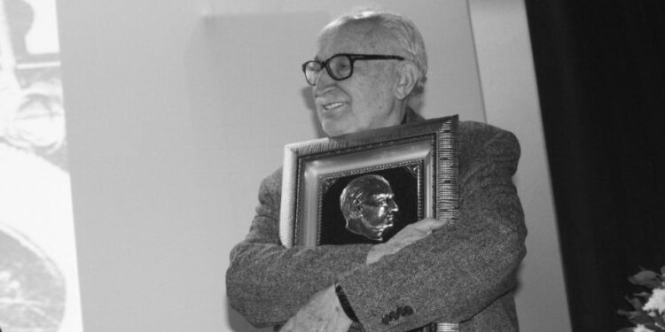 Atatürk’ün şakacı, neşeli,  hayat dolu çocuğu aramızdan ayrıldı