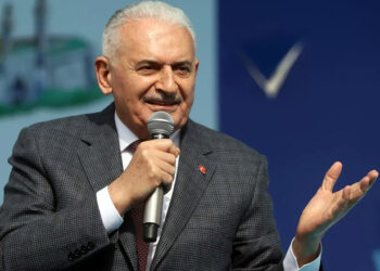Hayırdır Binali, ülkeyi işgale mi uğrattınız da ‘istiklal mücadelesi’ veriyorsunuz?