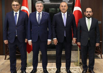 AKP, şimdi de Suriye muhalefetini satıyor!