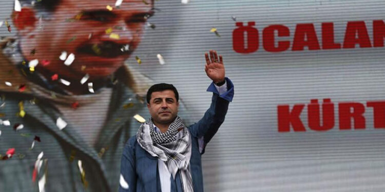 Selahattin Demirtaş: “Apo’nun heykeli benim gönlümde”