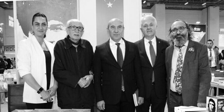 Gökyüzünden düşen bir yıldız gibi…