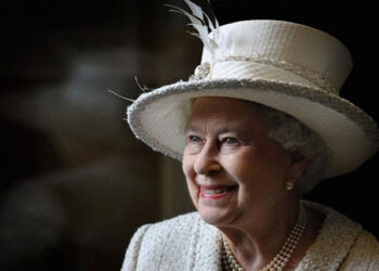 İngiliz Kraliçesi Elizabeth’e ağlayanlar: İçimizdeki İngilizler