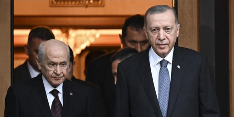 Politik şiddetin sorumlusu Tayyip Erdoğan ve Devlet Bahçeli’dir