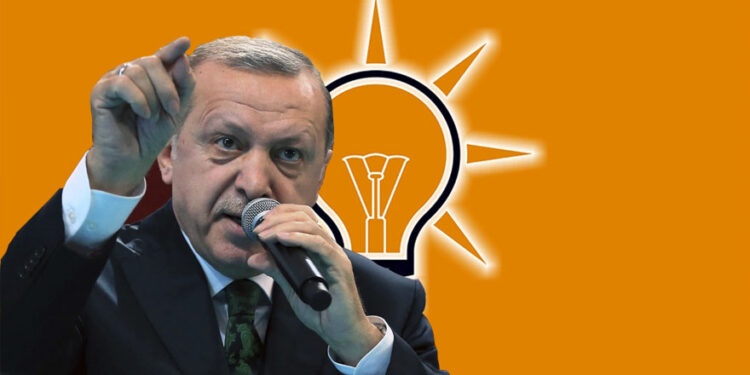 Küfür, hakaret, AKP’nin yeni seçim stratejisi mi?