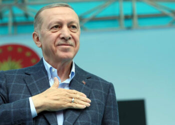 Erdoğan’ın yeniden adaylığının önündeki tek engel: Kendisi!