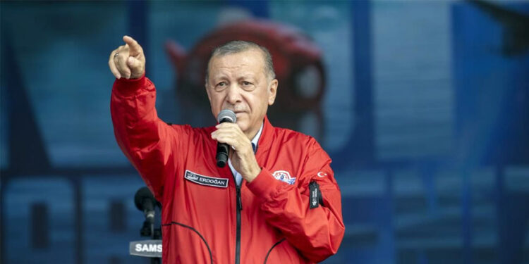 Erdoğan’dan yeni Yunanistan tiyatrosu