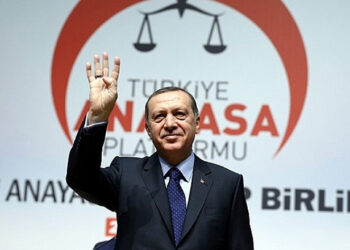 Erdoğan’ın “yeni Anayasa”ya değil, “Anayasa tartışması”na ihtiyacı var