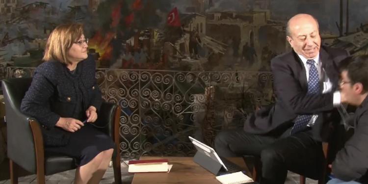 Fatma Şahin’in “Atılan tokadı görmedim” demesi AKP’nin patolojisini ortaya koyuyor