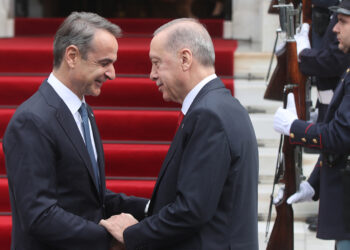 Erdoğan ve Miçotakis göçmen pazarlığı mı yaptı?