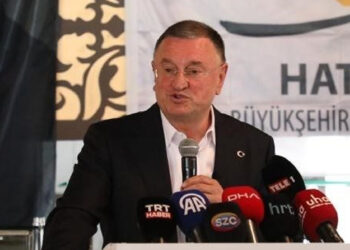 “Küçük Reis” Lütfü Savaş adaylıkta ısrarcı: “Ben gidersem Hatay çöker”