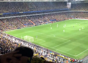 Putin tezahüratı Fenerbahçe’ye yakışmadı