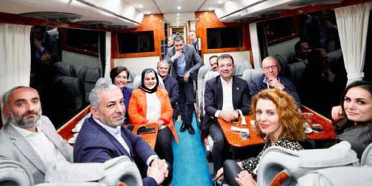 Ekrem İmamoğlu’na soru: Mustafa Kemal, otobüsüne Ali Kemal’i alır mıydı?