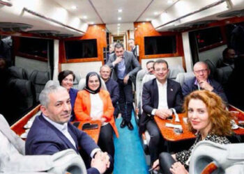 İmamoğlu seçimini yapsın: Ya Nagehan ya Mustafa Kemal’in askerleri!